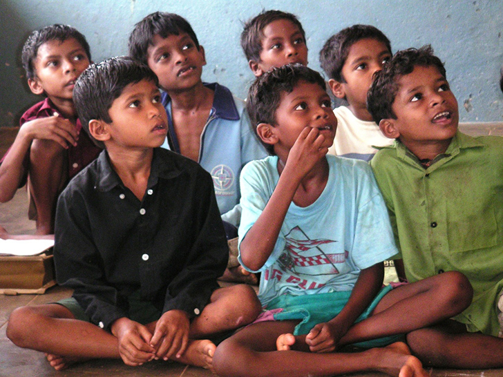 indian children hearing a story